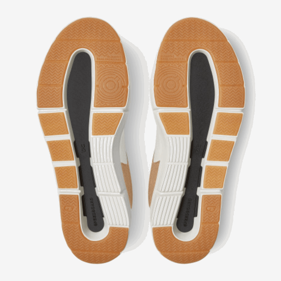 THE ROGER Clubhouse On Running Almond-Sand