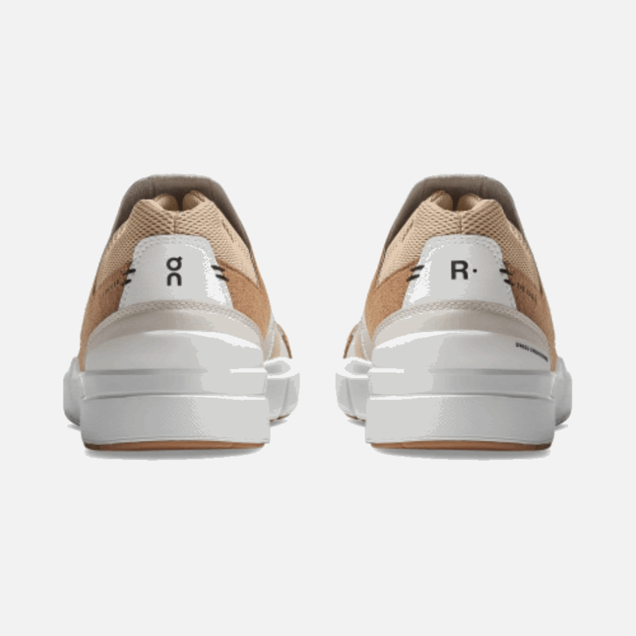 THE ROGER Clubhouse On Running Almond-Sand