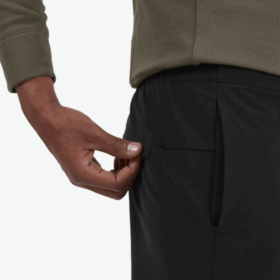 Nouveau Pantalon Actif Noir Sur La Course