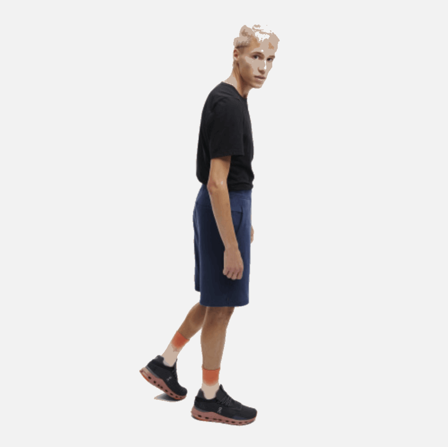 Sur Un Short De Jogging Bleu Marine