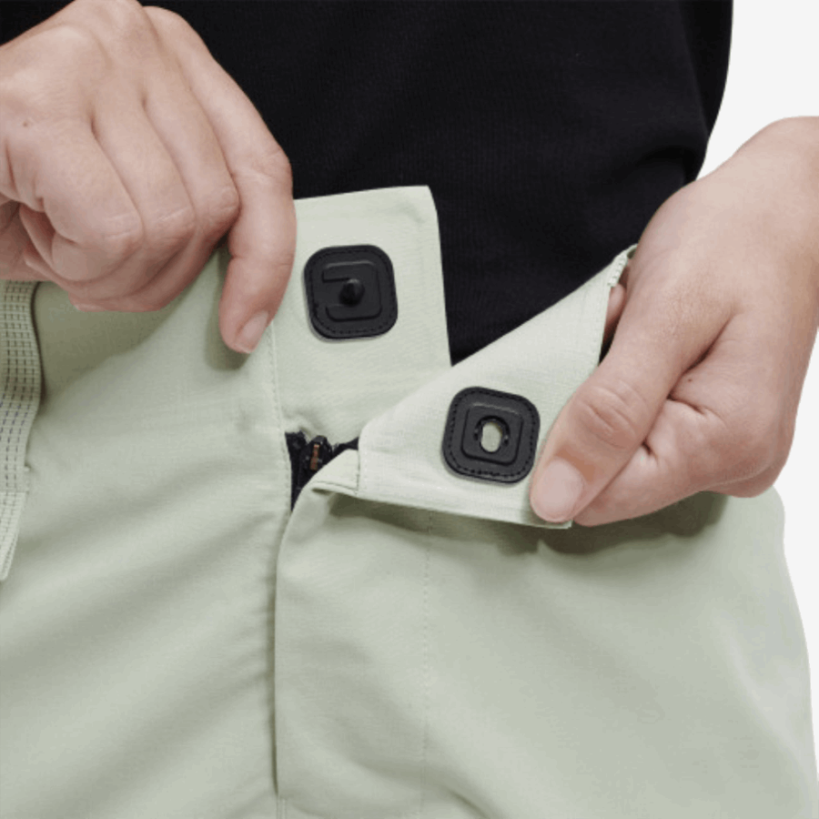 On Running Explorer Shorts Vine