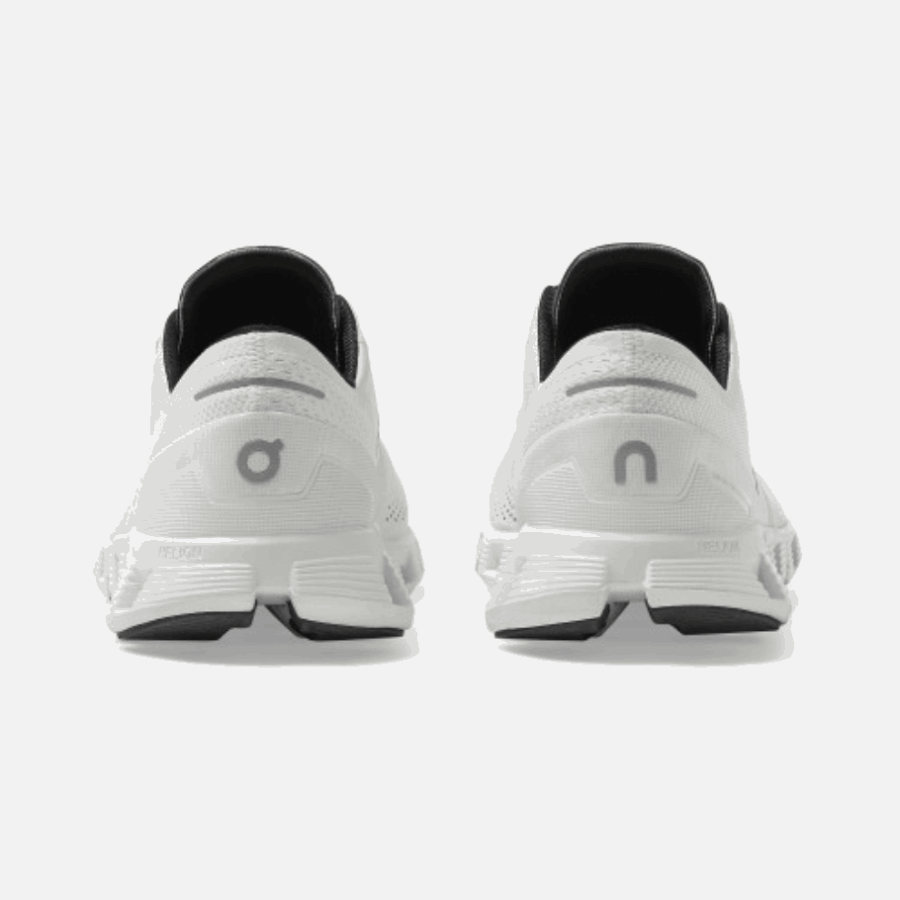 New Cloud X Blanc-noir En Cours D'exécution