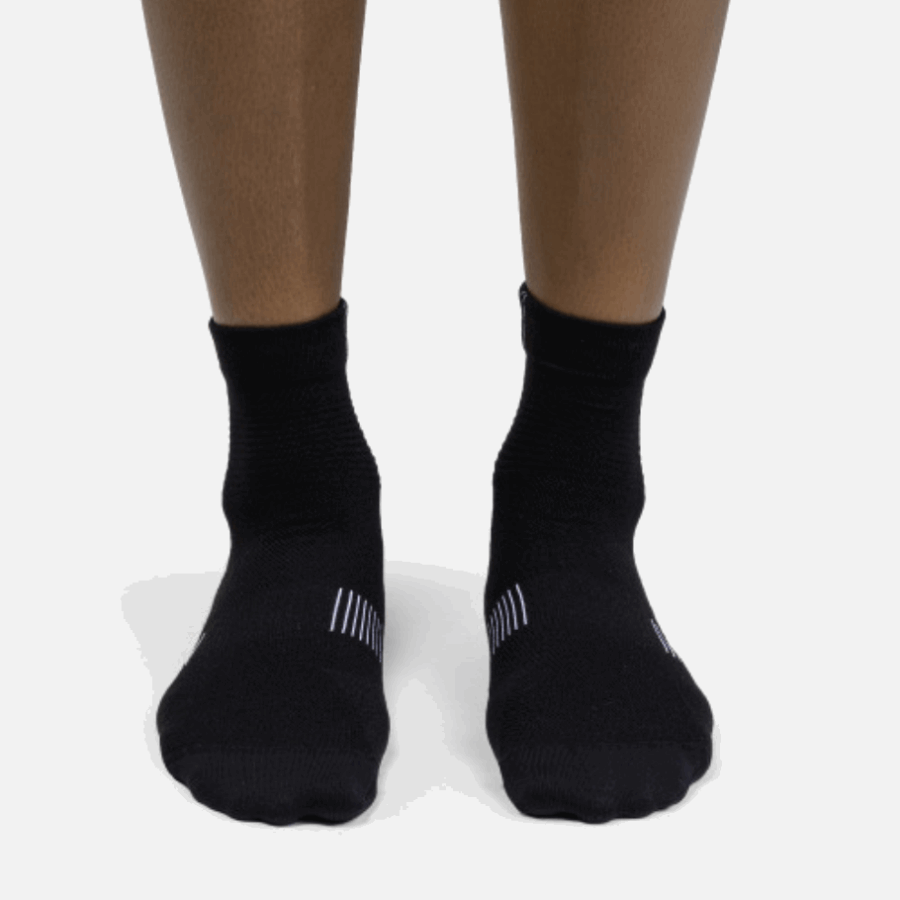 Black-White On Running Ultralight Mid Sock