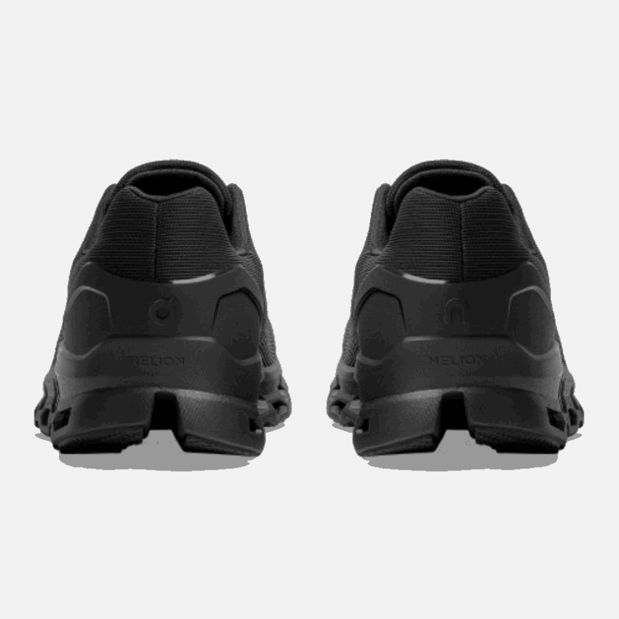 Nouveau Cloudstratus Noir En Cours D'exécution