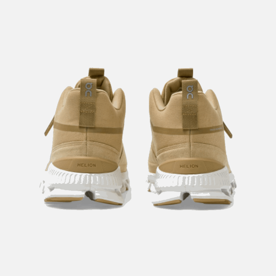 Dune Sur Le Nuage En Cours D'exécution Salut