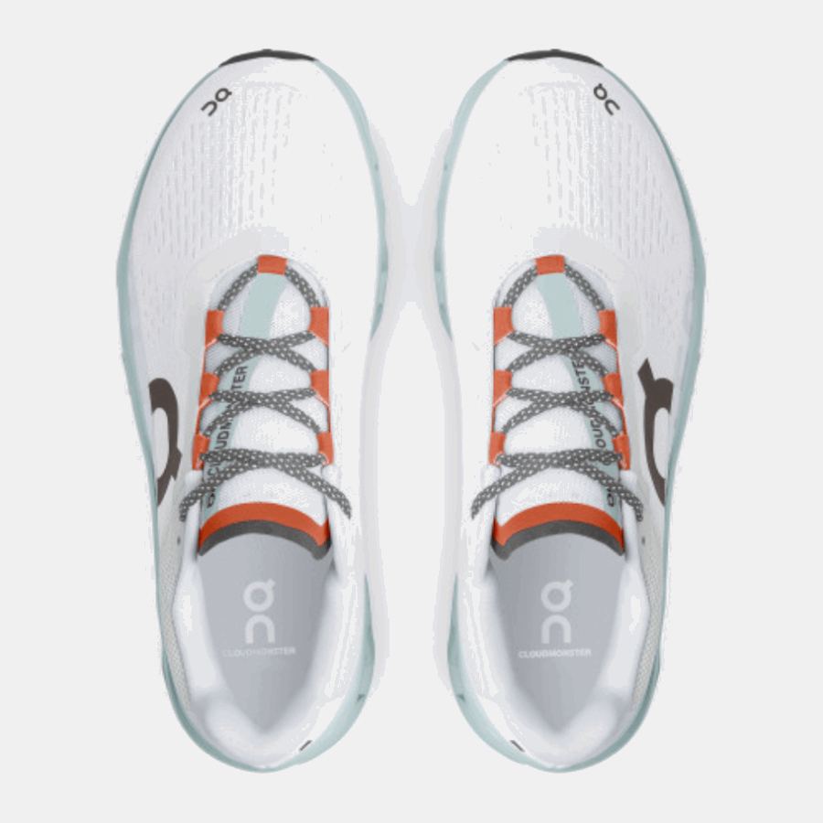 Frost-surf Sur Cloudmonster En Cours D'exécution