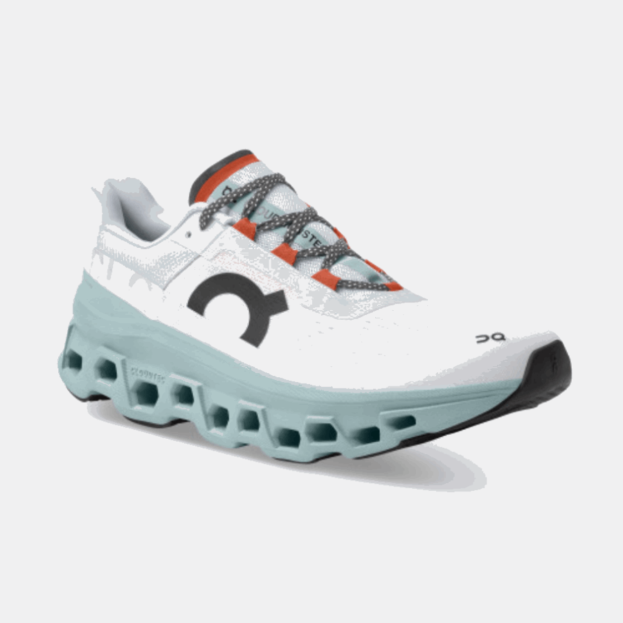 Frost-surf Sur Cloudmonster En Cours D'exécution