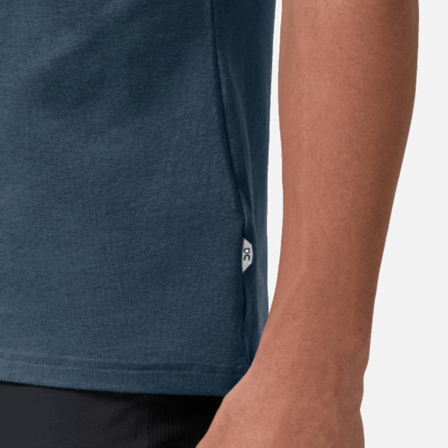 On-t On Running Marine Neuf