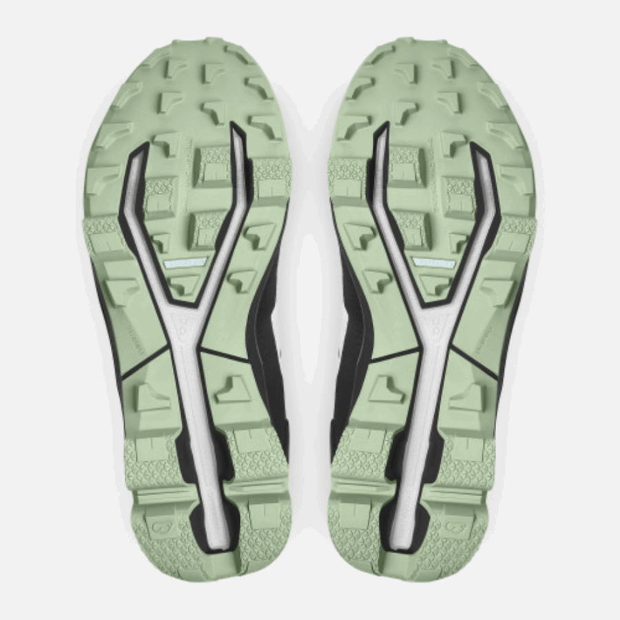 Cloudventure Peak On Running White-Leaf