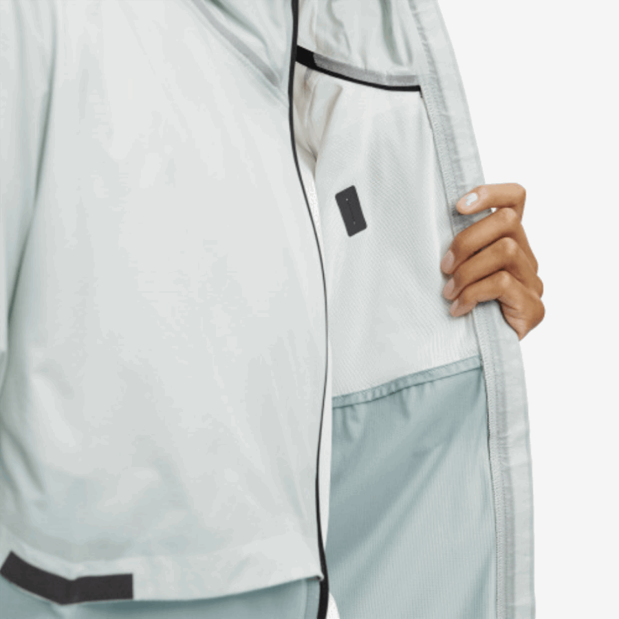 On Running Surf-Sea Weather Jacket