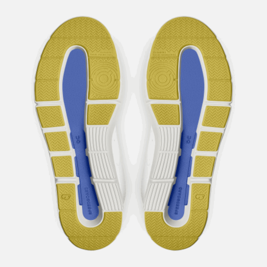 White-Coral On Running THE ROGER Centre Court