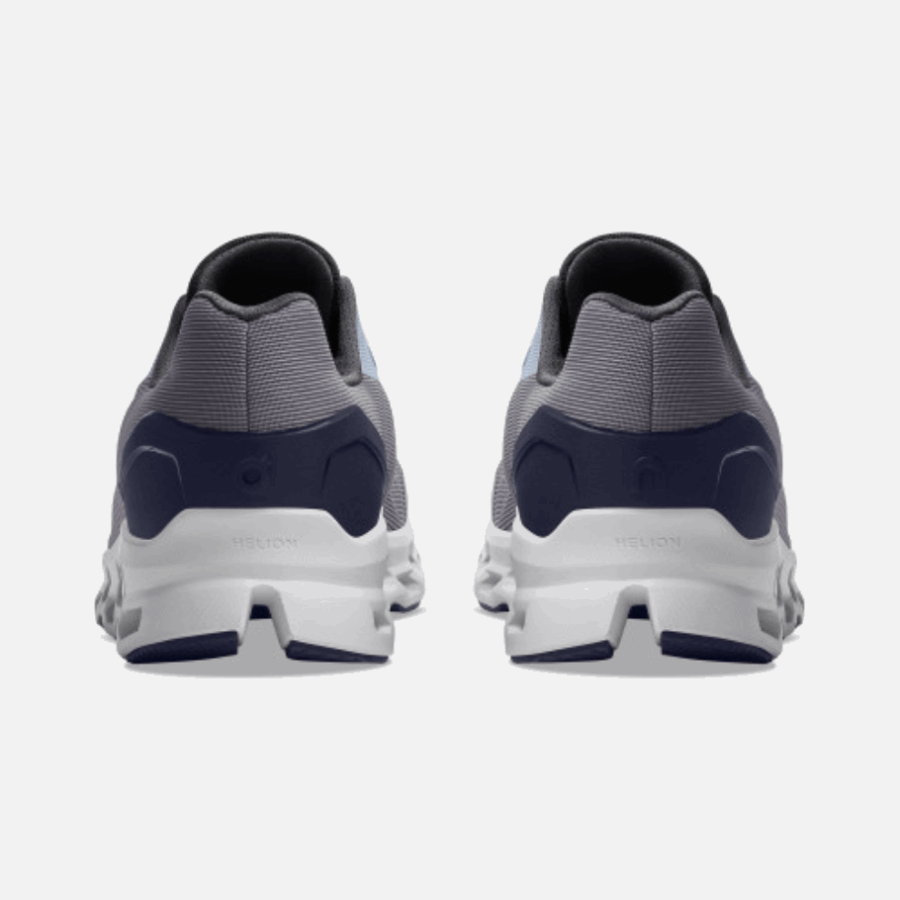 Sur L'exécution Cloudstratus Fossil-minuit