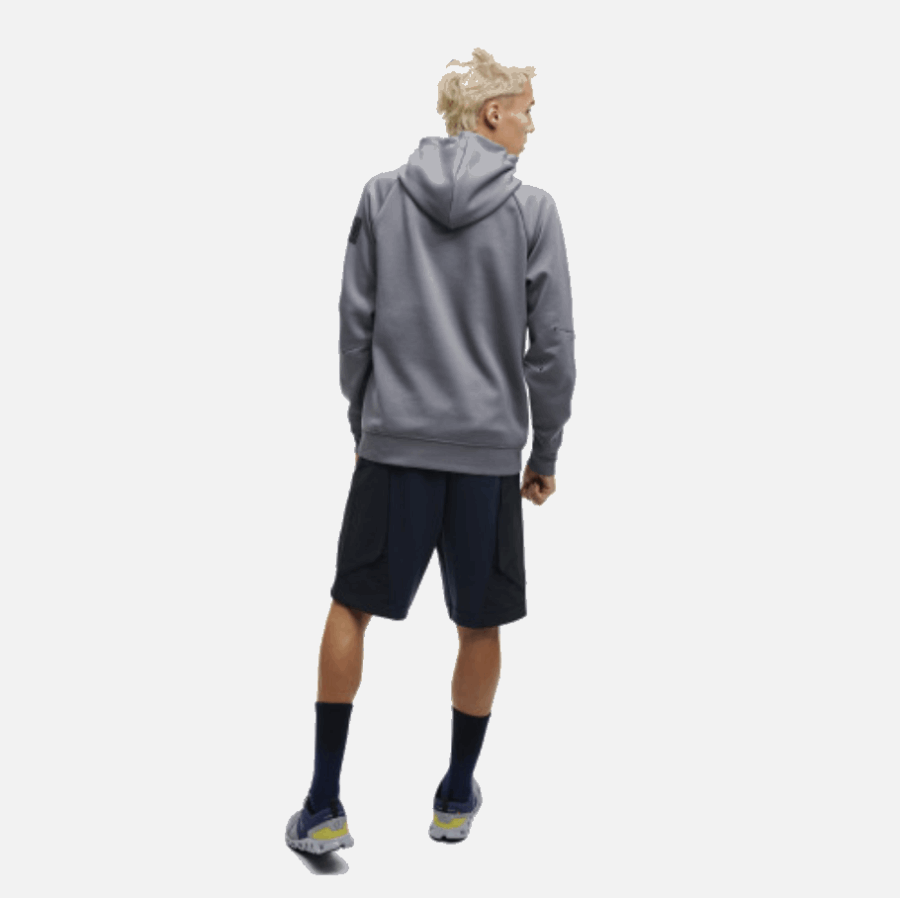 Marine-noir Sur Le Short Running Movement