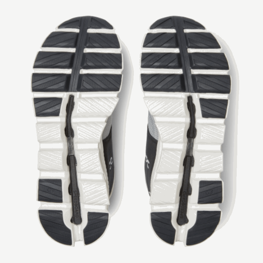 Glacier-black Cloud Salut Bord Sur La Course