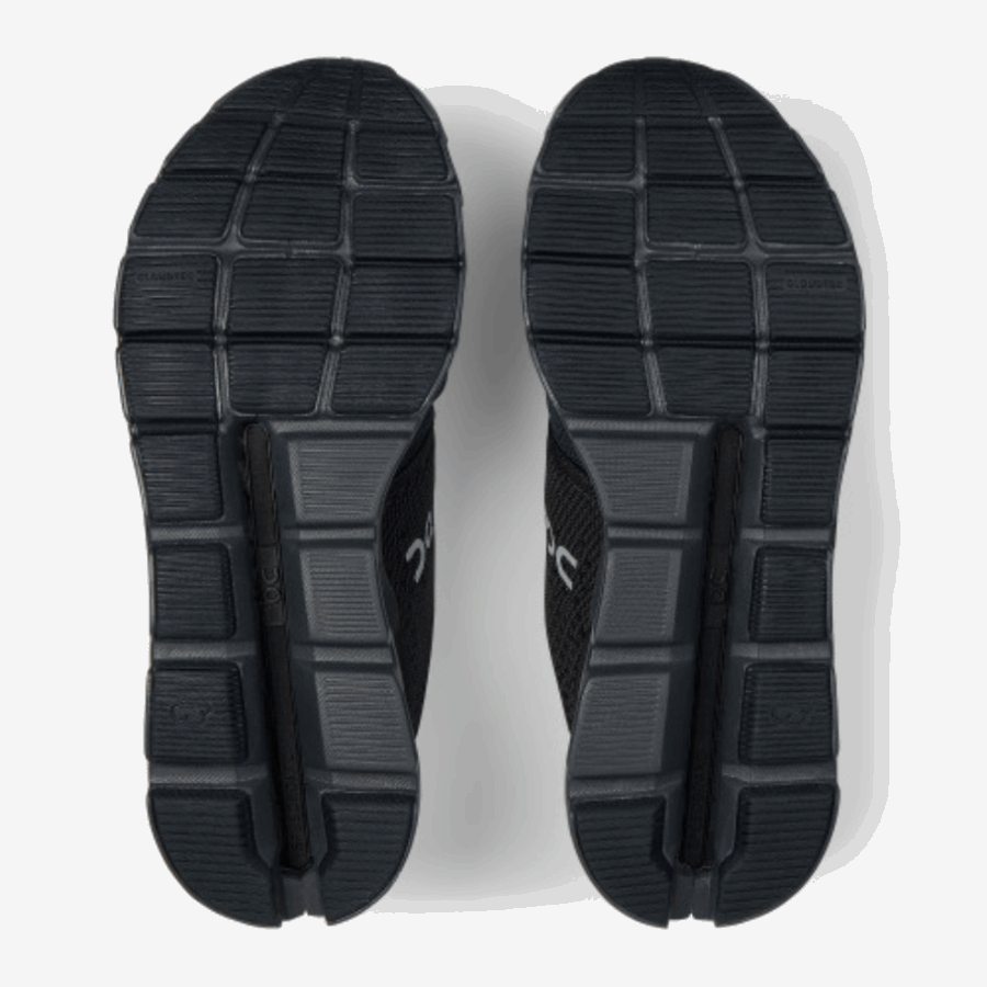 Cloudstratus Sur L'exécution De L'ombre Noire