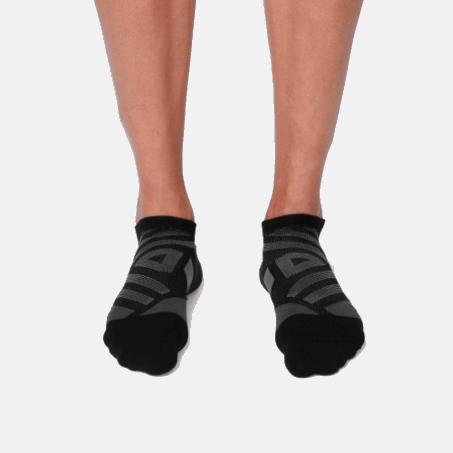 Chaussette Basse à Ombre Noire En Cours D'exécution