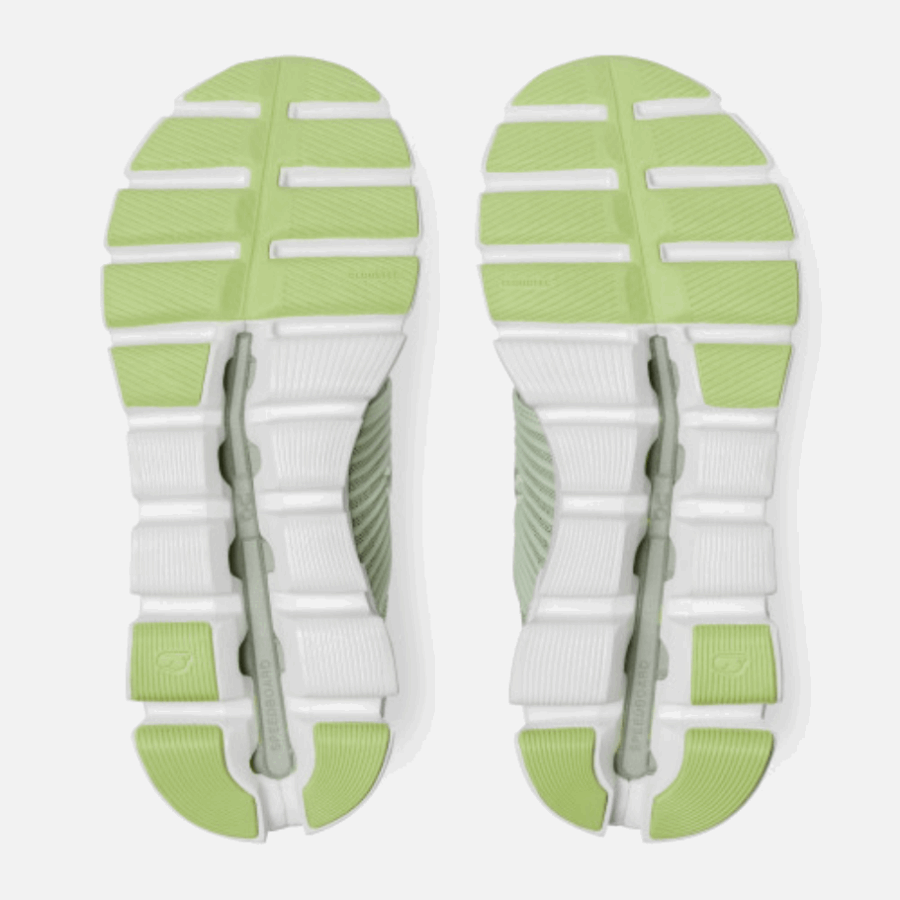 Cloudswift On Running Hay-Leaf