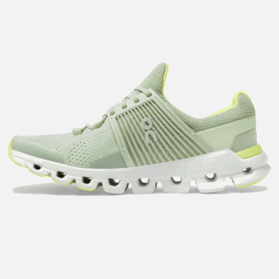 Cloudswift On Running Hay-Leaf