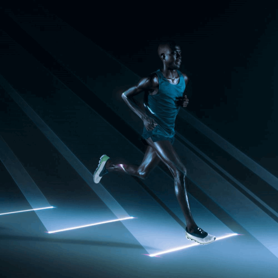 Nouveau Sur Running Cloudboom Blanc-noir