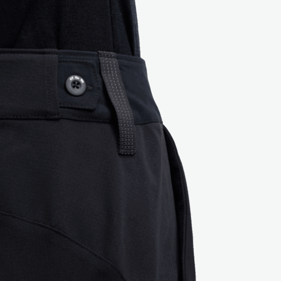 Black On Running Explorer Pants