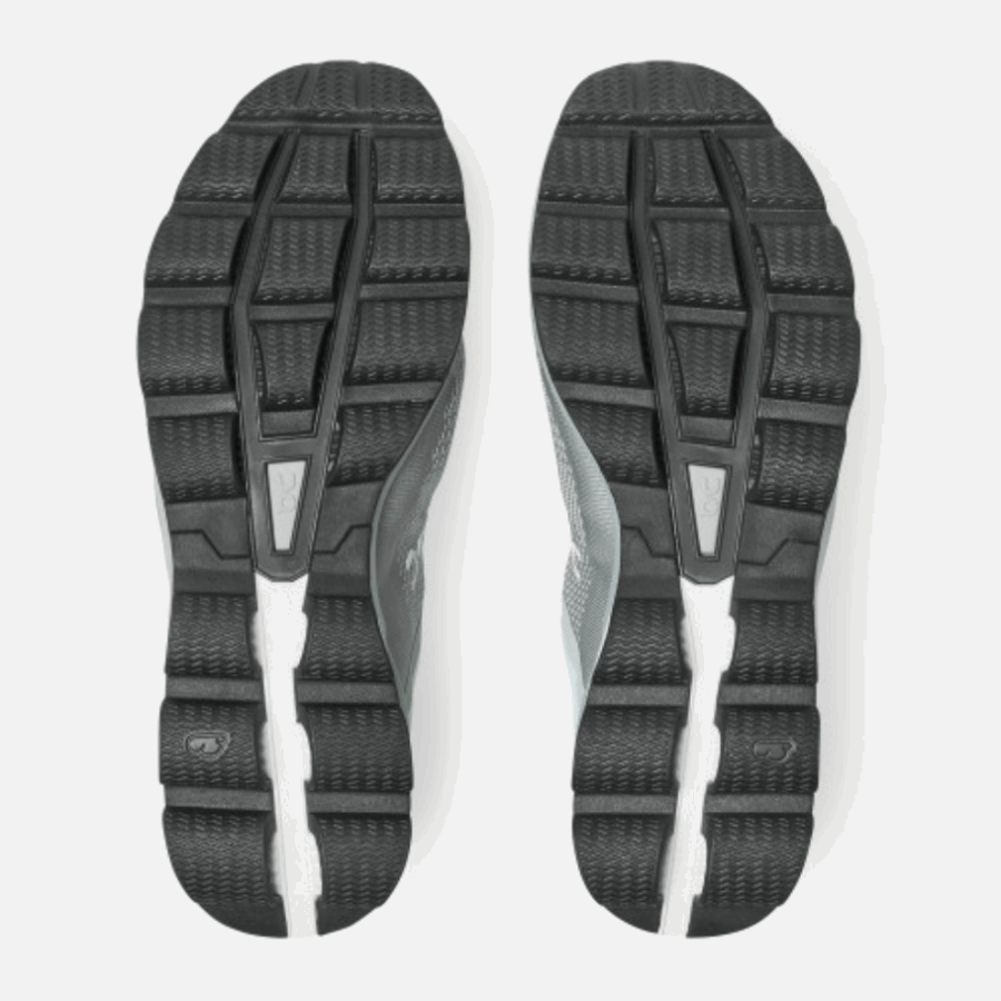 Glacier-black Sur Cloudsurfer En Cours D'exécution