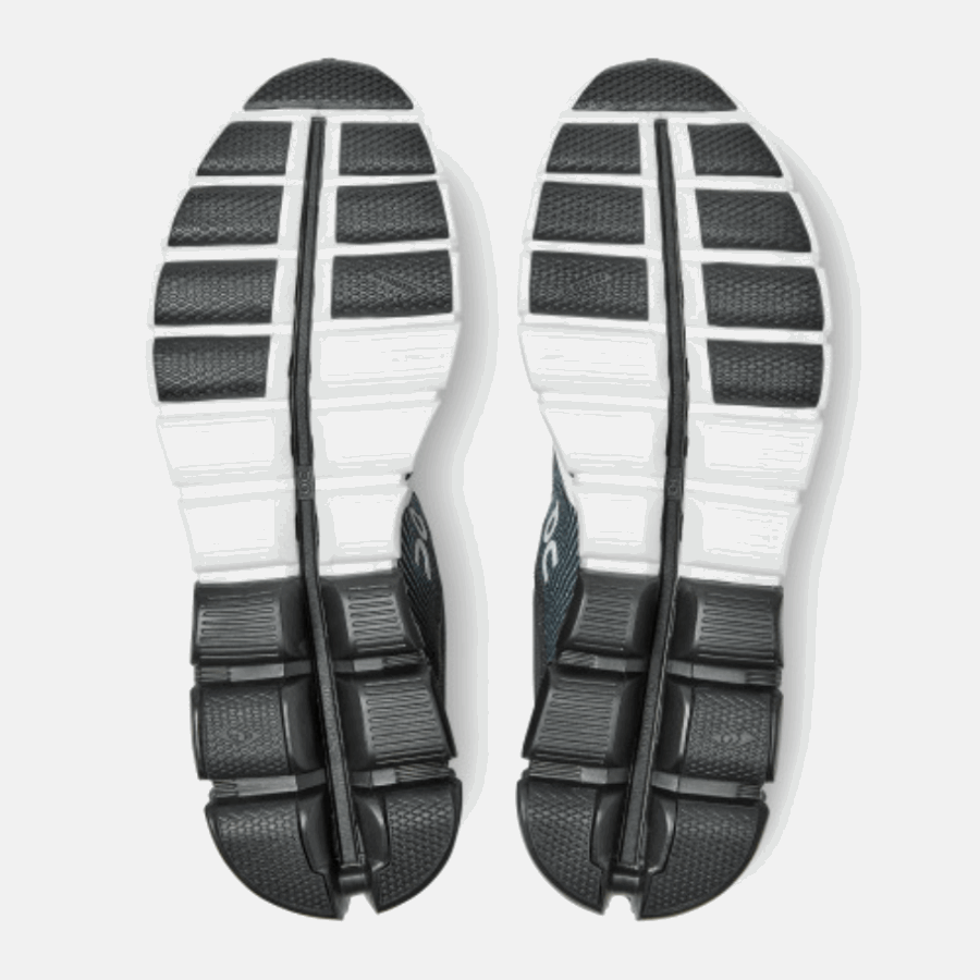 Nouveau Cloudflow Sur L'exécution En Noir Et Blanc