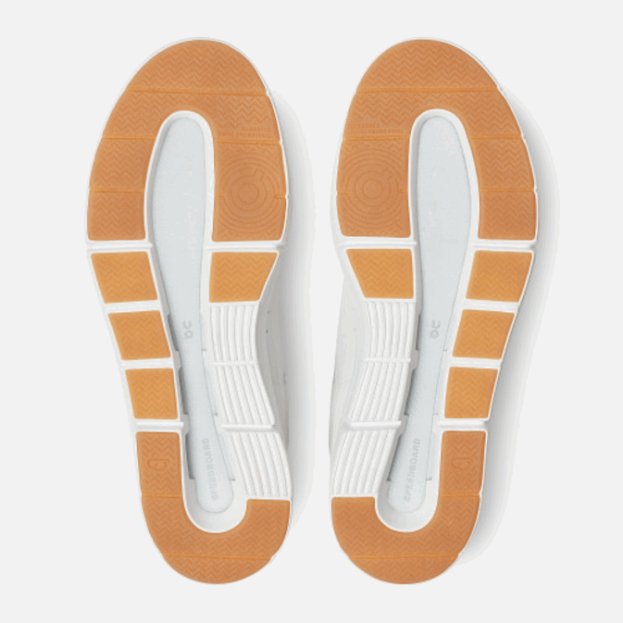 On Running THE ROGER Centre Court Ice-Chalk