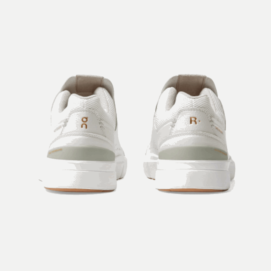 On Running THE ROGER Centre Court Ice-Chalk