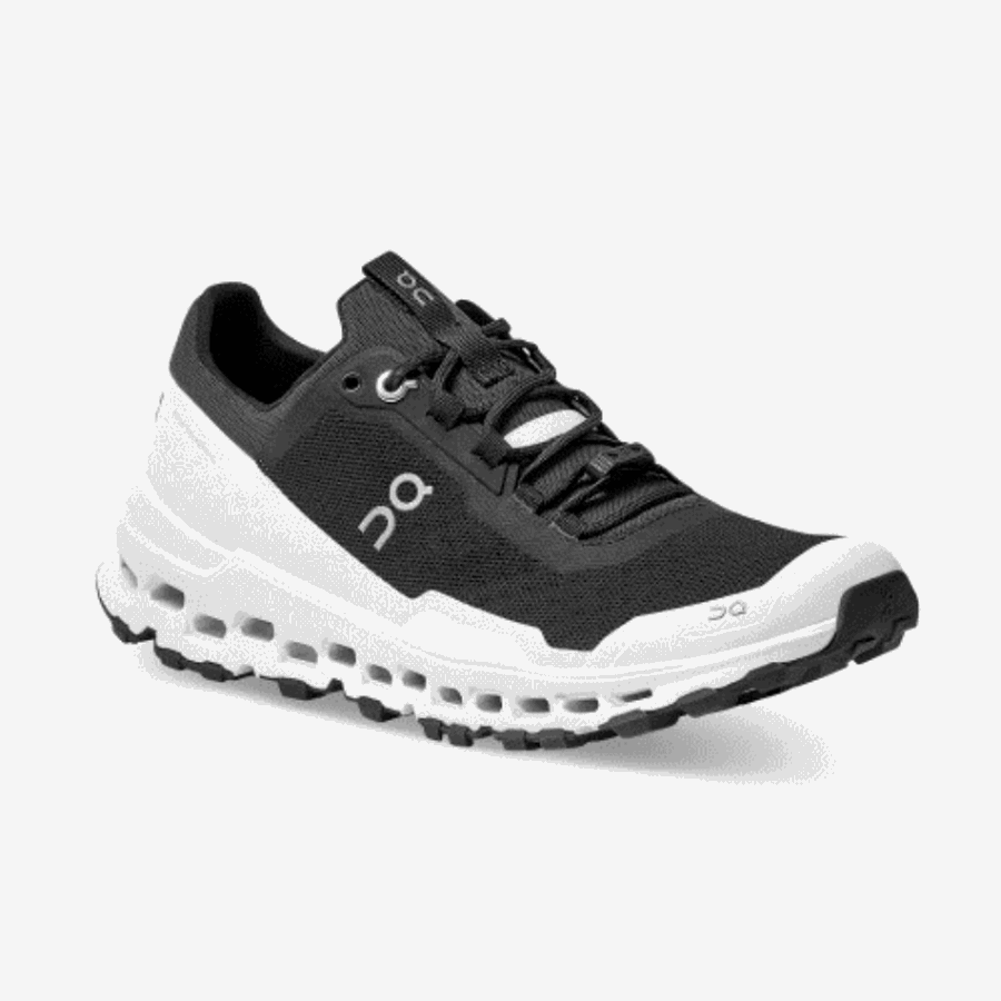 Fashion On Running Cloudultra Black-White