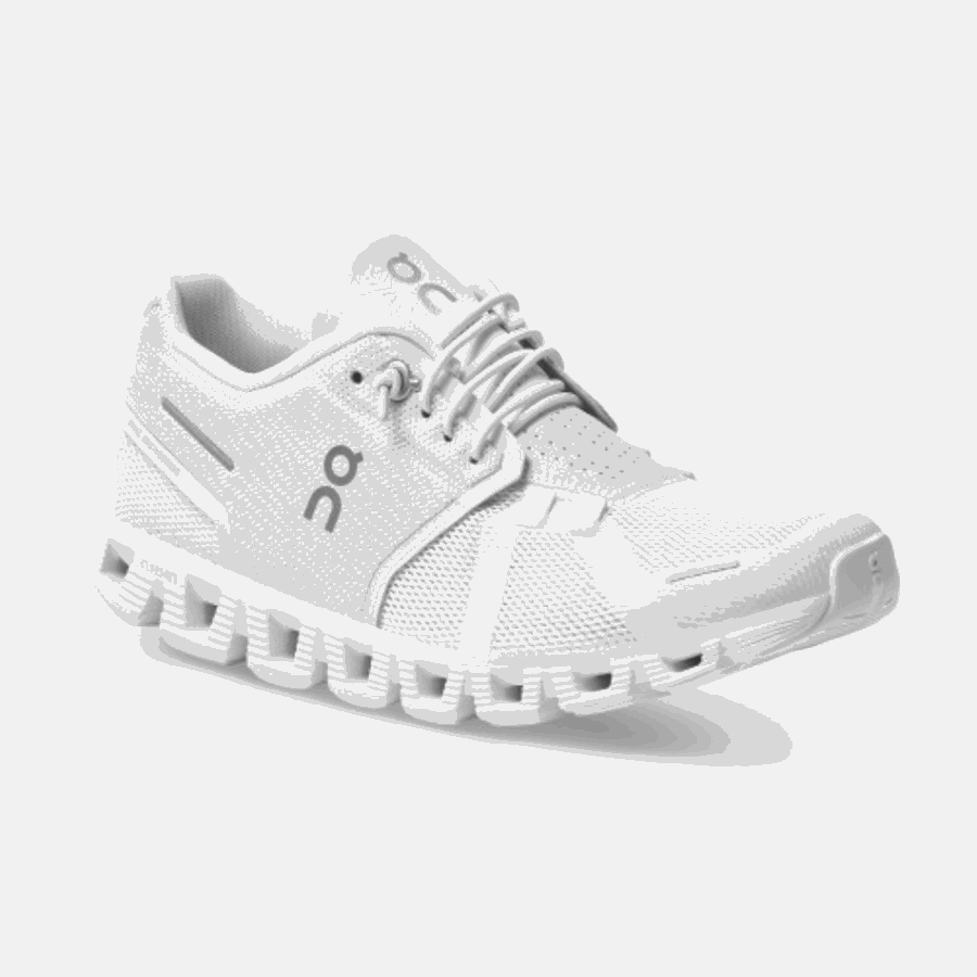 On Running Cloud 5 All-White Fashion