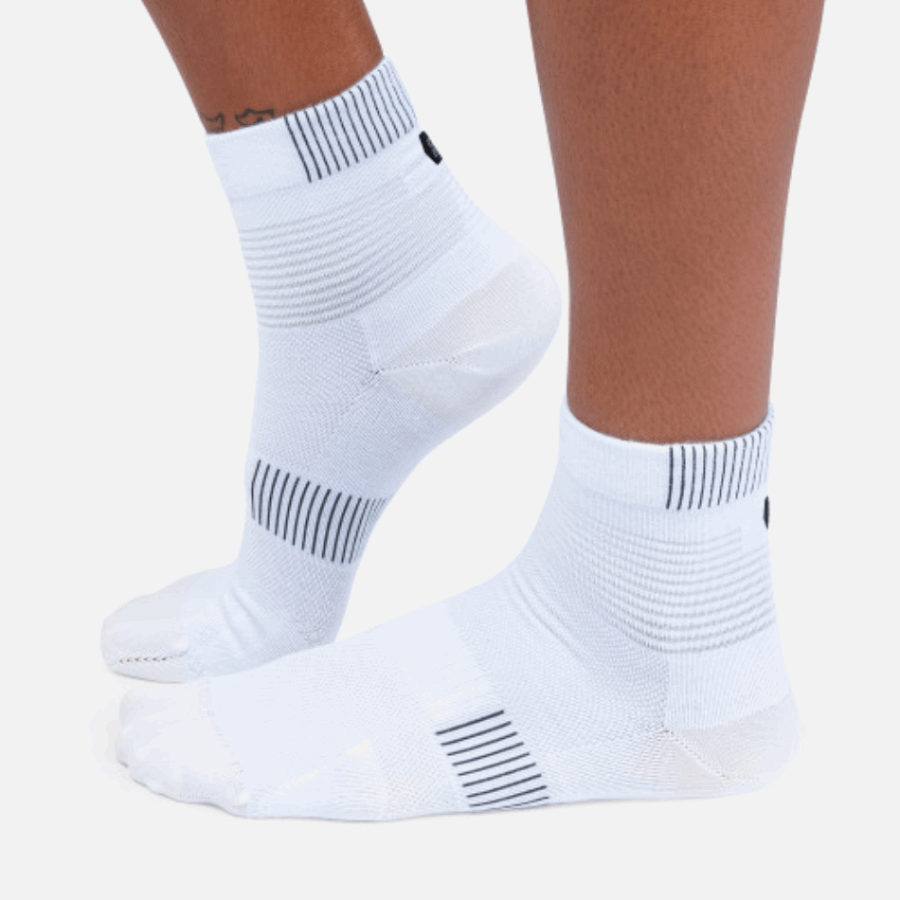 On Running Ultralight Mid Sock White-Black