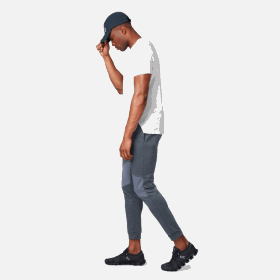 On Running Lightweight Cap Navy