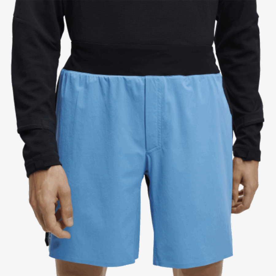 On Running Lightweight Shorts Niagara-Black Fashion