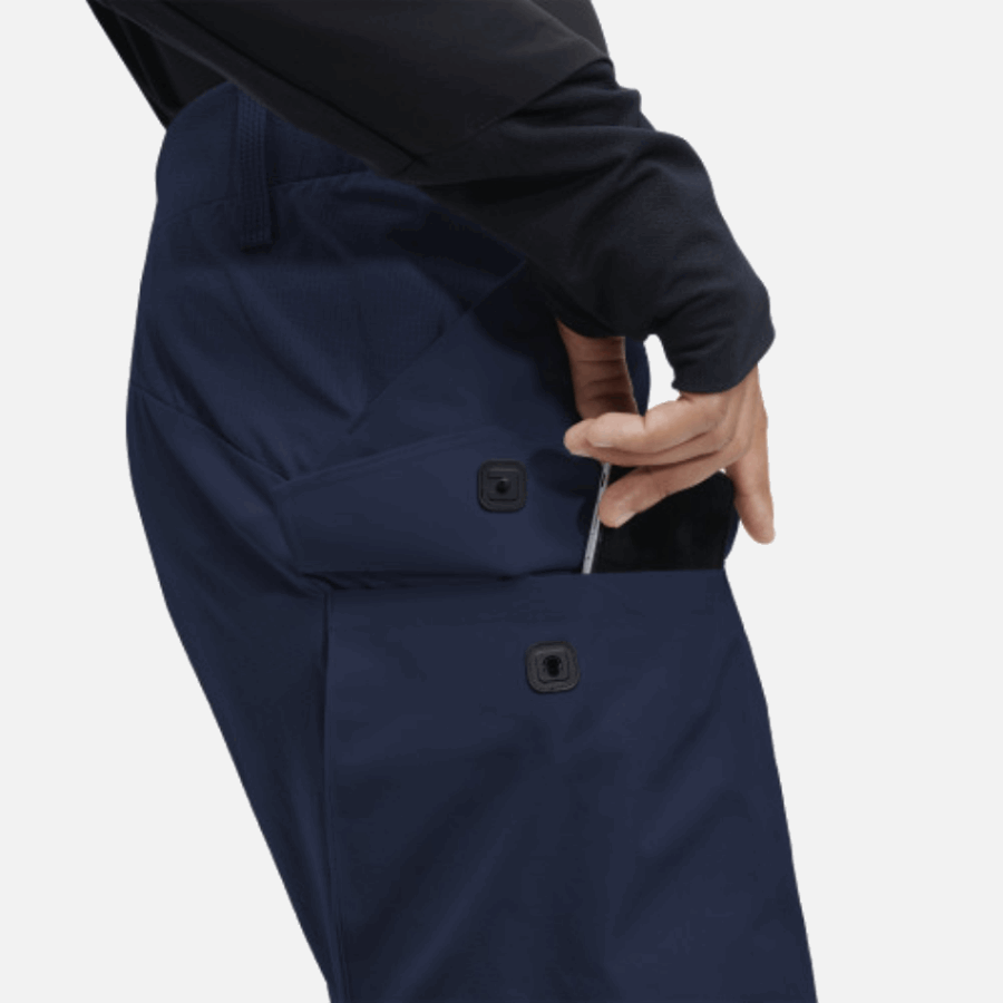 On Running Explorer Shorts Navy