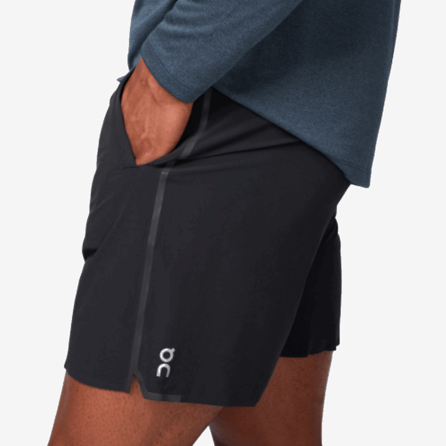 On Running Hybrid Shorts Black