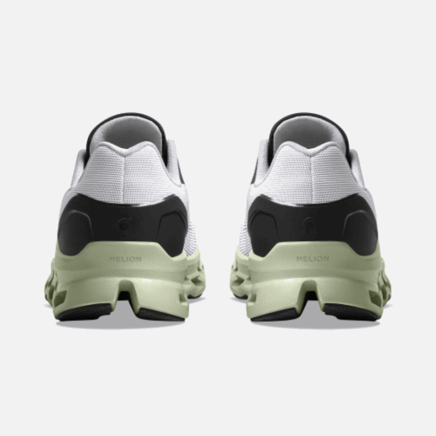 On Running Cloudstratus White-Black Fashion