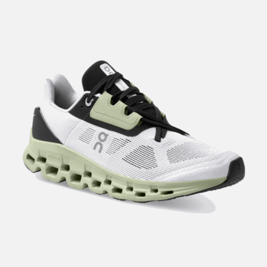 On Running Cloudstratus White-Black Fashion