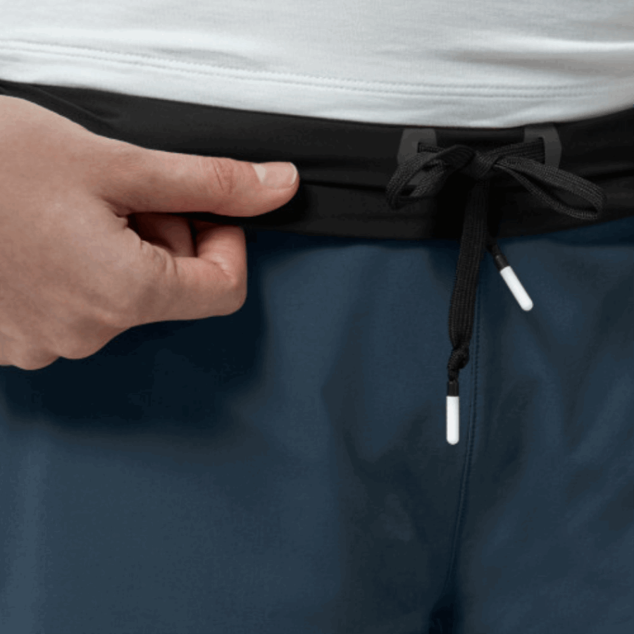 On Running Running Shorts Navy-Mulberry Fashion