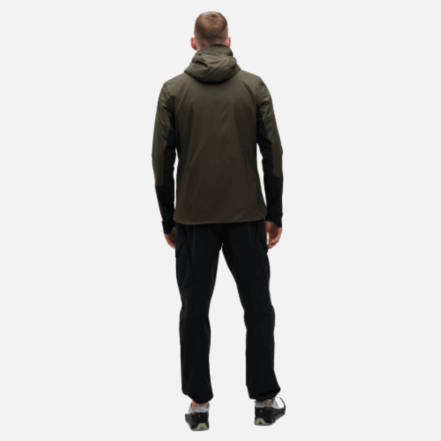 On Running Insulator Jacket Thorn-Black
