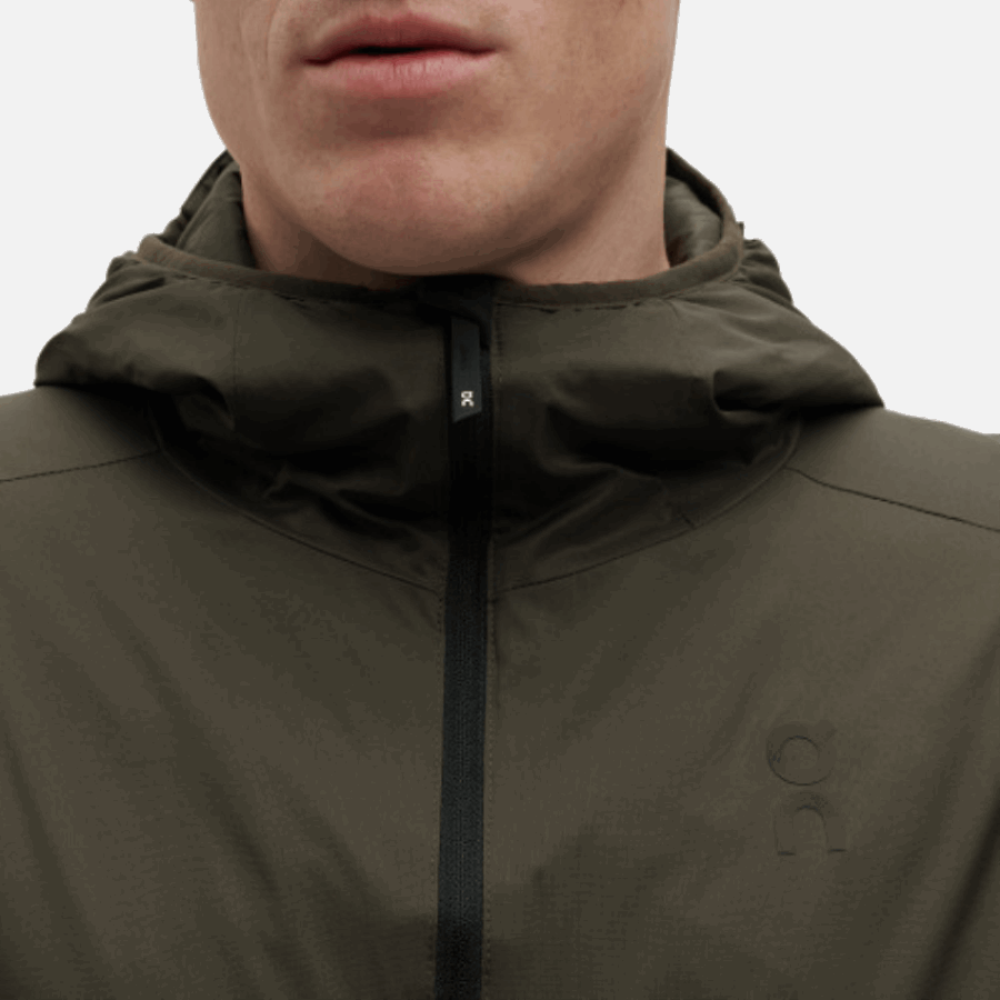 On Running Insulator Jacket Thorn-Black
