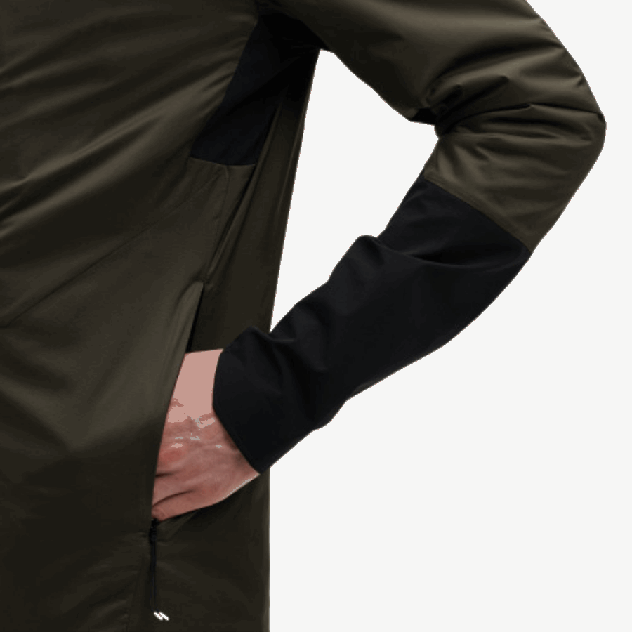 On Running Insulator Jacket Thorn-Black