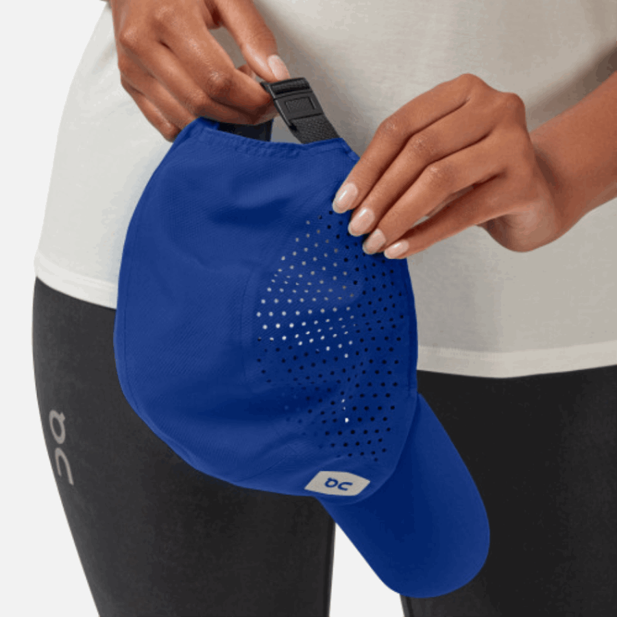 On Running Lightweight Cap Blue