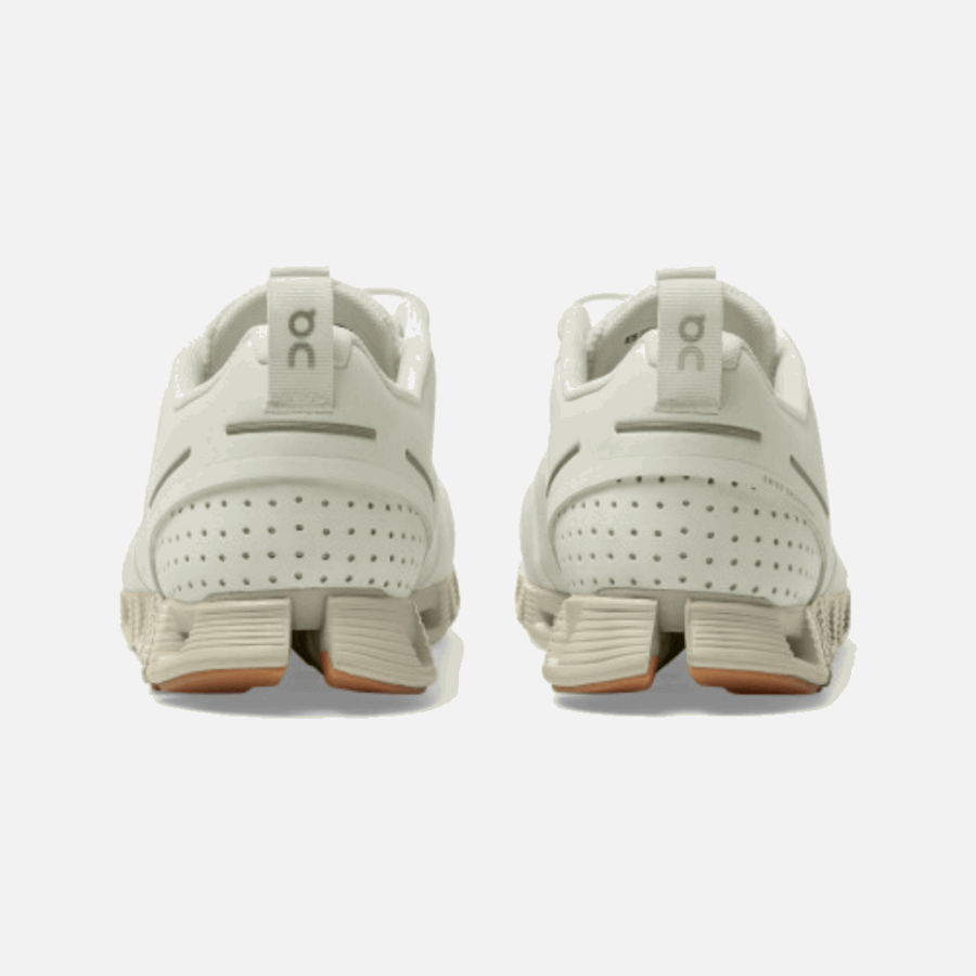 Nuage éponge Sur Course Blanche