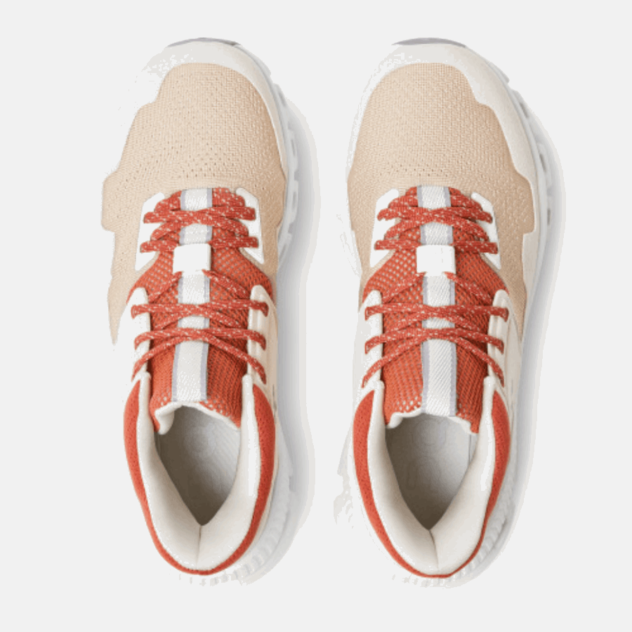 Nuage Salut Bord Sable-perle En Cours D'exécution