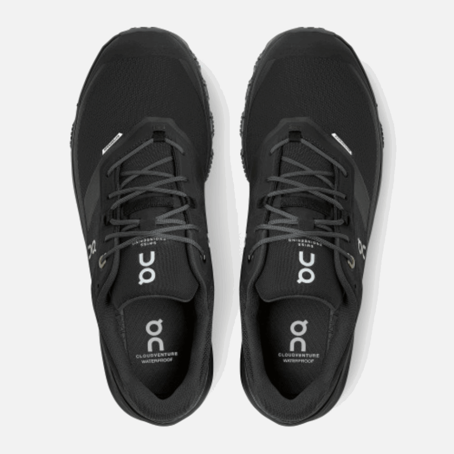 Cloudventure Noir En Cours D'exécution