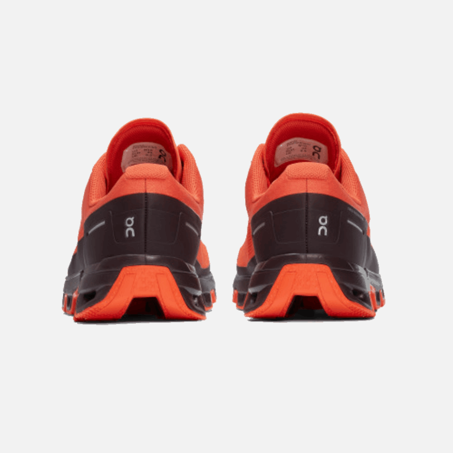 Cloudventure Flare-dawn Sur La Course