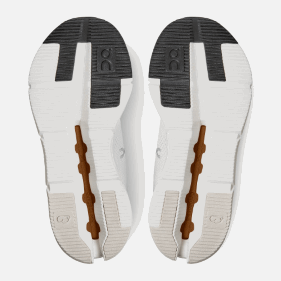 Cloudnova White-pearl En Cours D'exécution