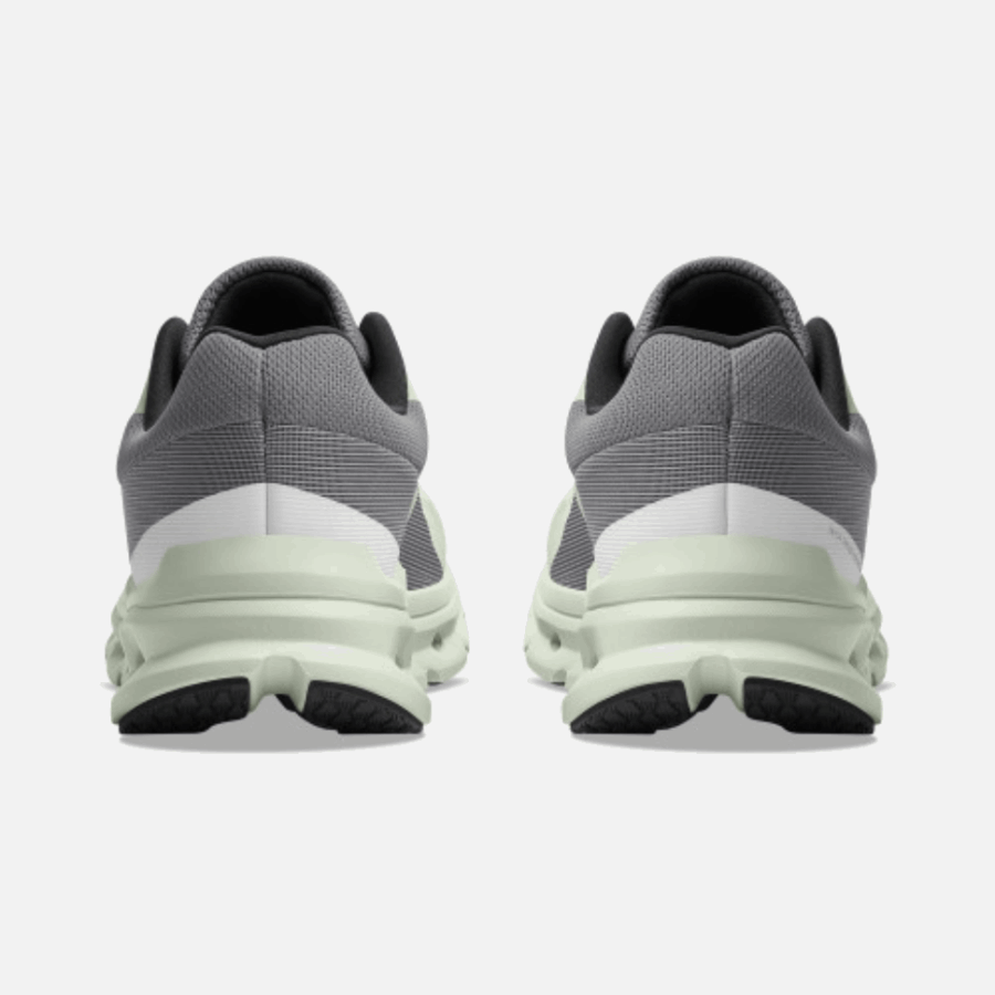 Sur L'exécution De Cloudrunner Frost-aloe