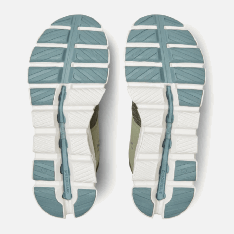 Sur Le Nuage En Cours D'exécution Hi Edge Fir-reseda