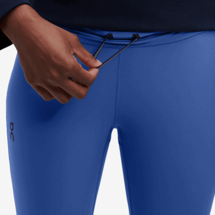 Collants Actifs Cobalt Sur La Course